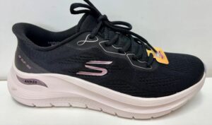 Skechers kävelykenkä